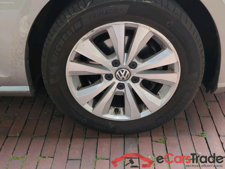 VOLKSWAGEN GOLF 85 kW #6