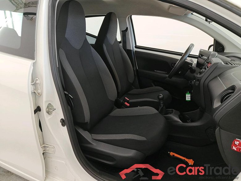 Toyota AYGO 1.0 VVT-i x-fun 5d #3