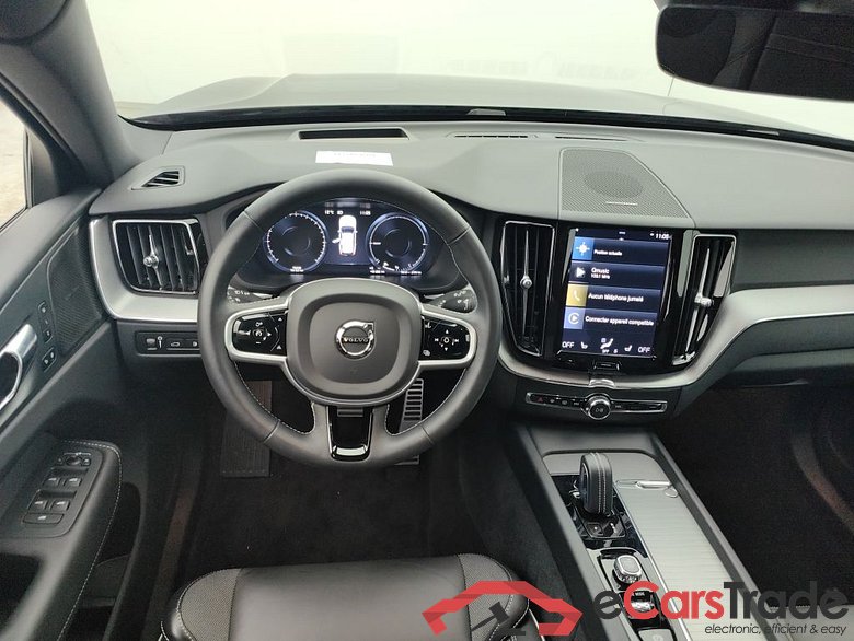 VOLVO XC60 - 2017 2.0 T8 TE 303 AWD R-Design Plug G. (EU6d-T.) 5d
