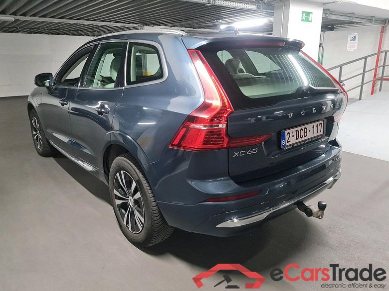 VOLVO XC60 2.0 T6 PHEV CORE AUTO 4WD #3