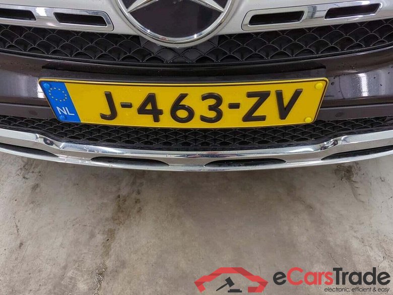 MERCEDES-BENZ GLB 200 Bns Sol. Lux. #4