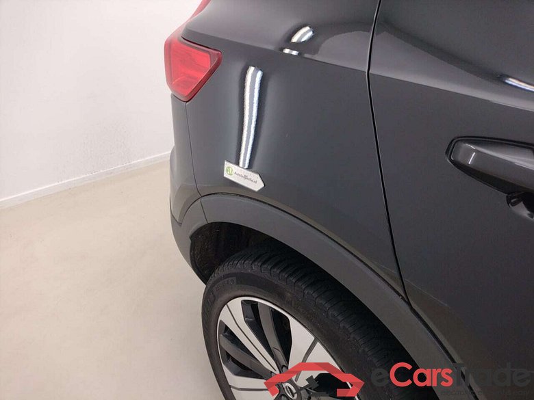 VOLVO XC40 RECHARGE CORE #4