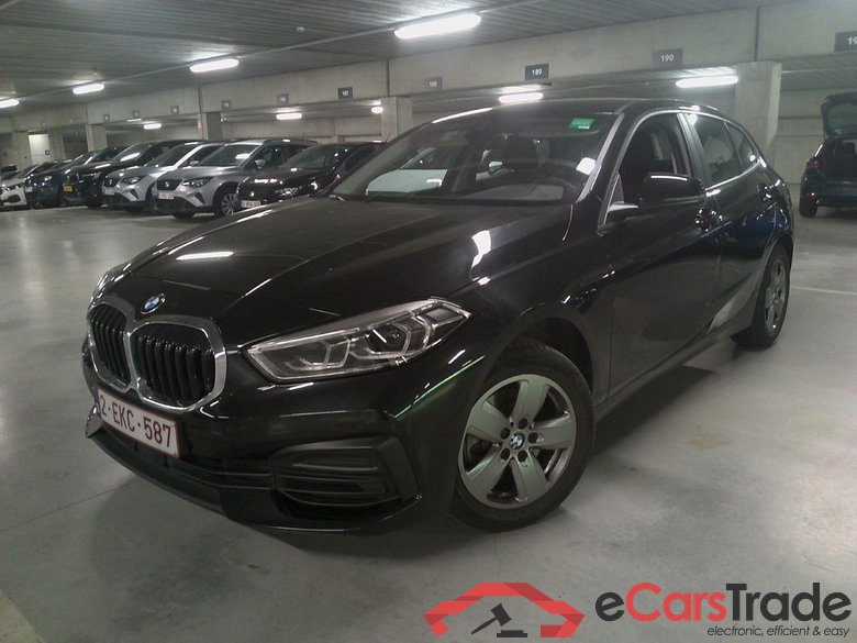 BMW 118i Aut. LED-Xenon LC-Pro Navi KeylessGo Klima PDC ...
