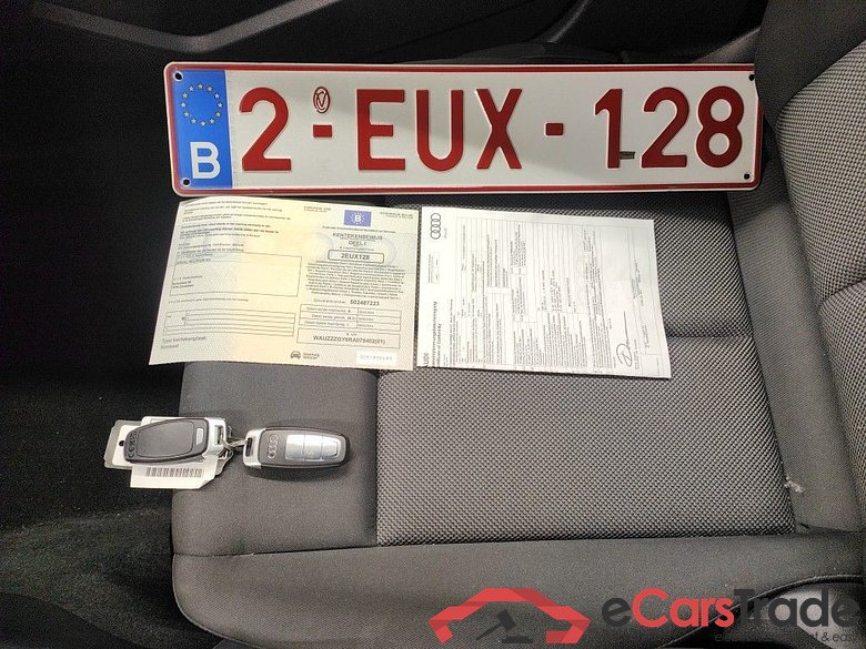Audi A3 Sportback 1.0 30 TFSi 81kW S tronic Attraction BE 5d #4