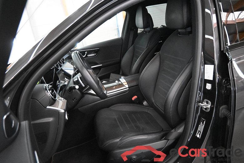 MERCEDES-BENZ C-Klasse C 220 d T 9G-TRONIC AMG Line 5d 147kW #4