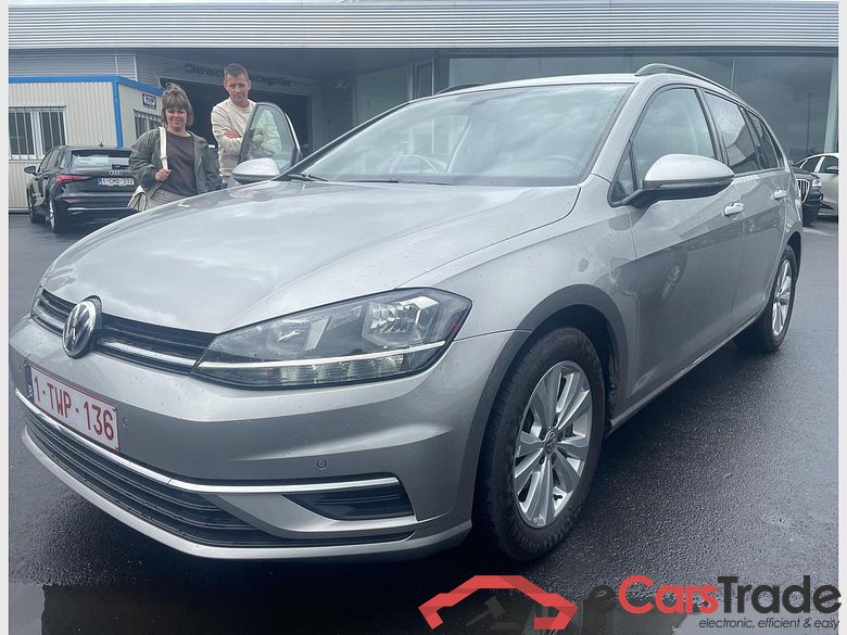 VOLKSWAGEN Golf VII SW Golf Variant CL 1.0 TSI 81 kW (110 ch) 6 vitesses manuel #1