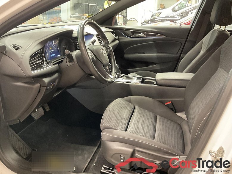 Insignia B Sports Tourer Elegance 2.0 CDTI 128KW AT8 E6d #4