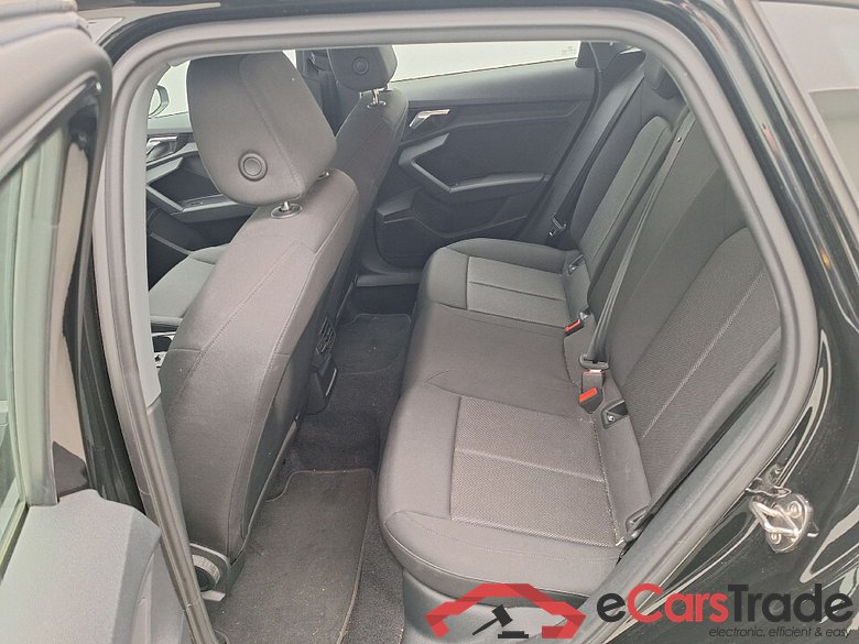 Audi, A3 SB '20, Audi A3 Sportback 1.0 30 TFSi 81kW S tronic Attrac #4