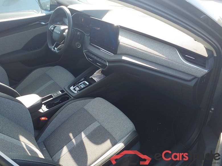 SKODA Octavia 1.5 TSI 110kW (150CV) m-HEV DSG 7 vel. AutomÃ¡tico Combi Design(Pano + Winterpack) #3