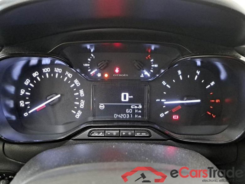 CITROEN C3 / 2016 / 5P / BERLINA BLUEHDI 100 SeS FEEL #4