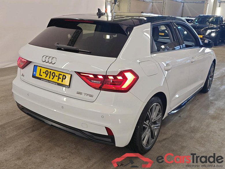 Audi A1 Sportback 25 TFSI epic 5d #2