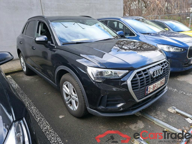AUDI Q3 1.4 45 TFSI E S TRONIC #2