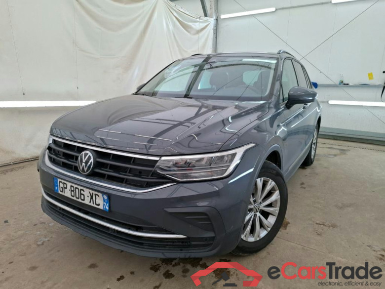 VOLKSWAGEN Tiguan / 2020 / 5P / SUV 1.5 TSI 150 DSG7 Life Busines #1
