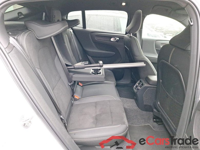 VOLVO C40 BEV 78KWH RECHARGE TWIN LAUNCH EDITION #6