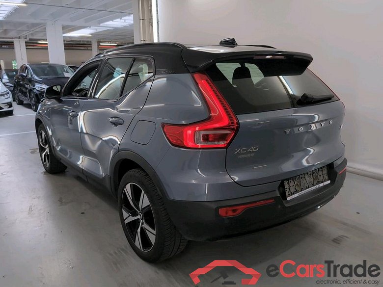 VOLVO XC40 78 KWH P8 AWD RECHARGE R-DESIGN #3