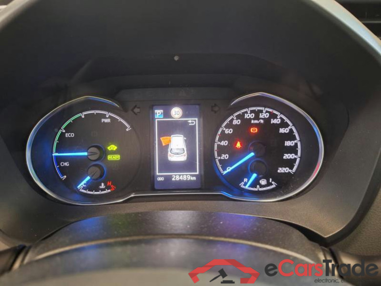 TOYOTA YARIS / 2017 / 5P / BERLINA 1.5 HYBRID BUSINESS #4