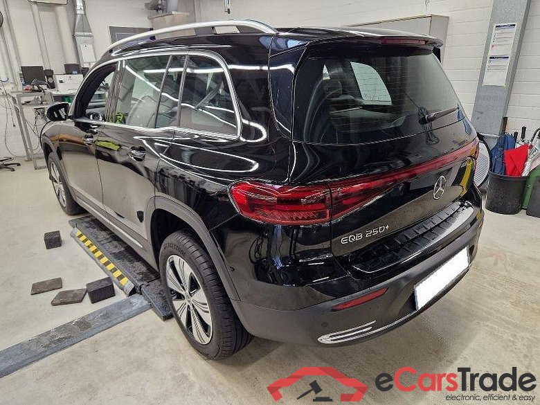 Mercedes-Benz EQB Line EQB 250+ #4