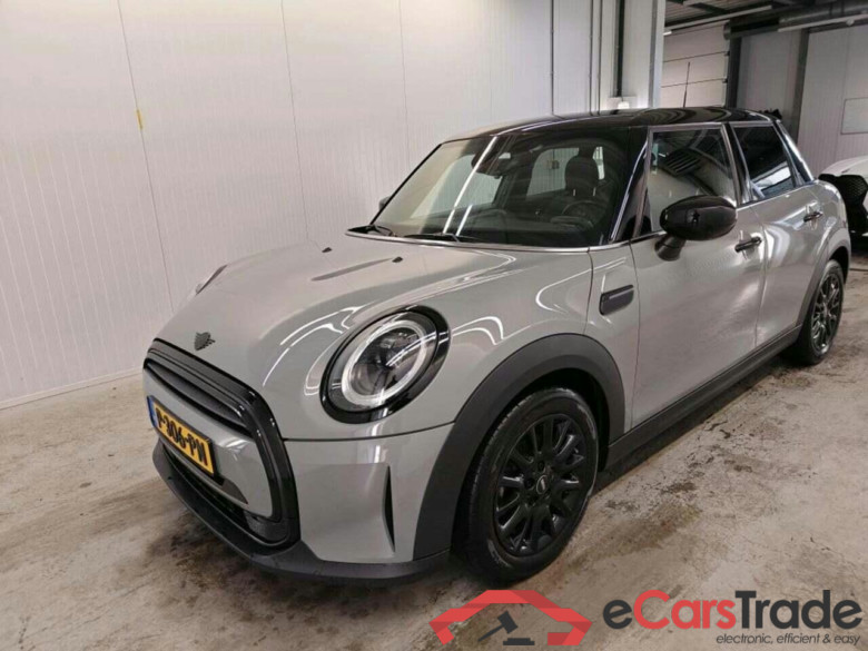 Mini 5-deurs 1.5 Cooper Camden #1