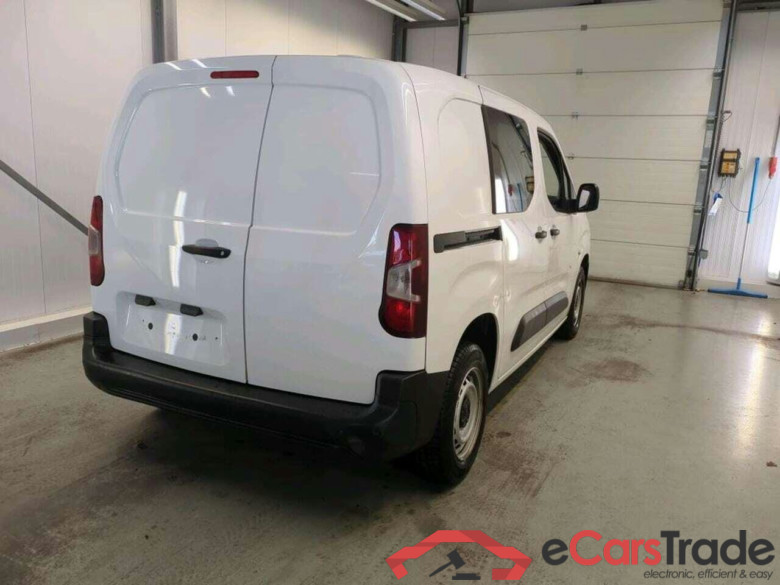 PEUGEOT Partner 1.2 PT. Premium #2