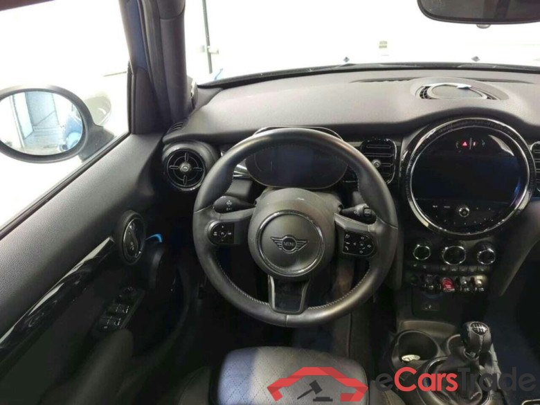 Mini 5-deurs 1.5 Cooper JCW #3
