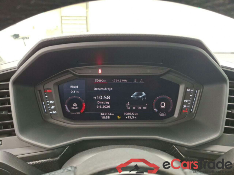 AUDI A1 SPORTBACK 1.0 25 TFSI ATTRACTION #6