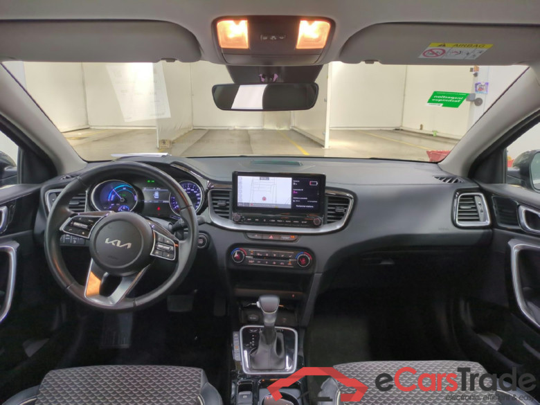 KIA XCeed / 2022 / 5P / Crossover 1.6 GDI PHEV ACTIVE DCT6 #5