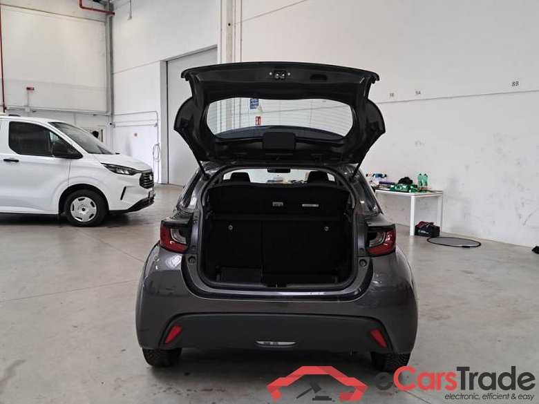 TOYOTA YARIS / 2020 / 5P / BERLINA HYBRID BUSINESS MY20 #5