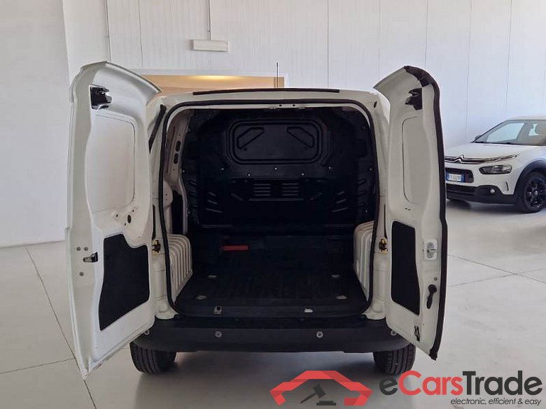 FIAT FIORINO / 2016 / 4P / VETT. FURGONATA 1.3 MULTIJET 95 CV E6D-TEMP SX #5