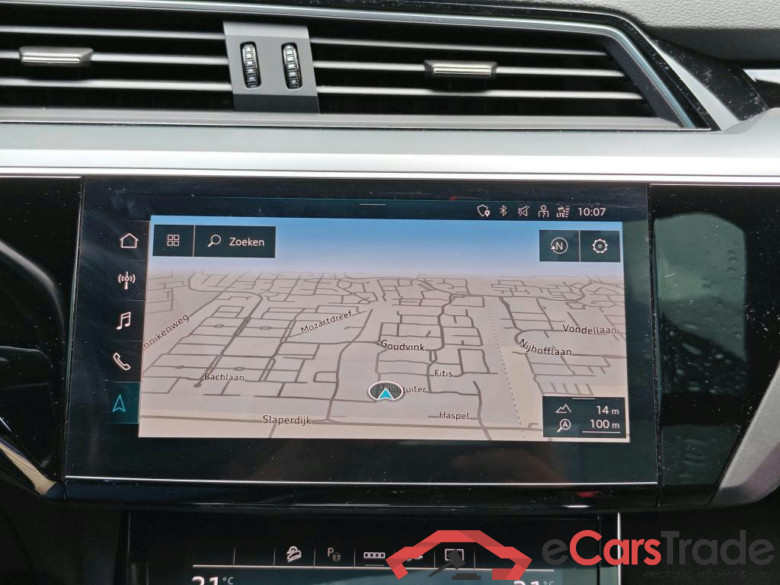 AUDI e-tron 300 kW #2