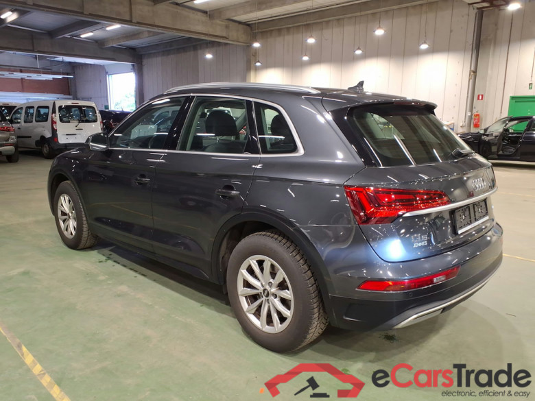 AUDI Q5 2.0 30 TDI S TRONIC BUSINESS EDITION #2