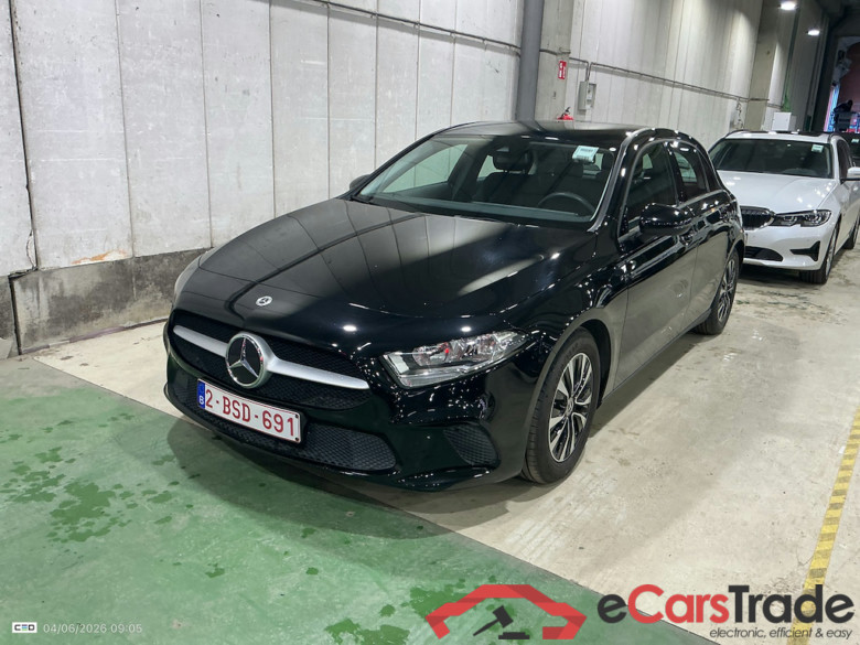 MERCEDES-BENZ A-CLASS 2.0 A 200 D DCT #1