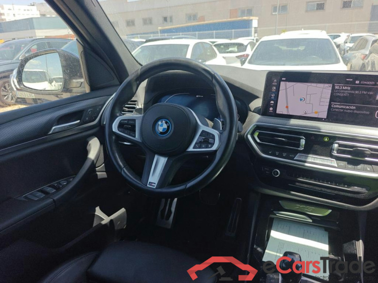 BMW X3 / 2021 / 5P / todoterreno xDrive30e xLine #3