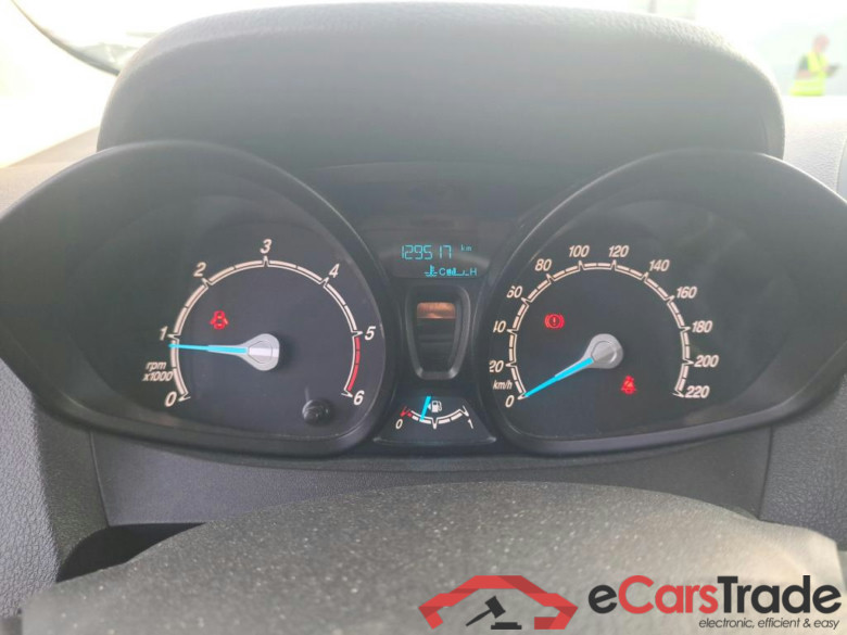 FORD Transit Courier/4P/Van 1.5 TDCi 76 CV Trend #4
