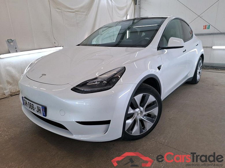 TESLA Model Y / 2021 / 5P / SUV RWD
