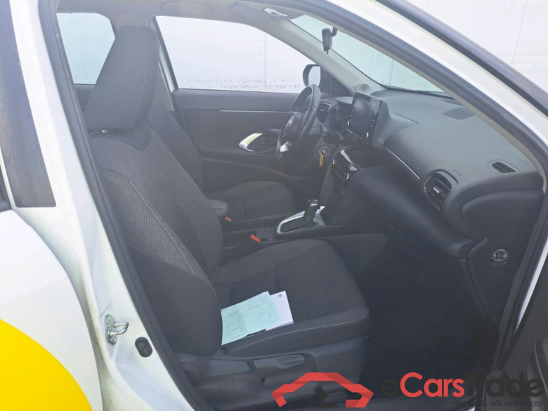 TOYOTA Yaris Cross / 2021 / 5P / todoterreno 1.5 120H Business Plus #6