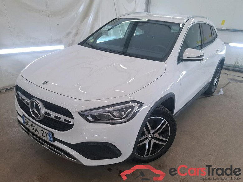 MERCEDES-BENZ GLA / 2020 / 5P / SUV 2.0 GLA 200 D BUSINESS LINE DCT