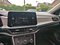 preview Volkswagen T-Roc #2