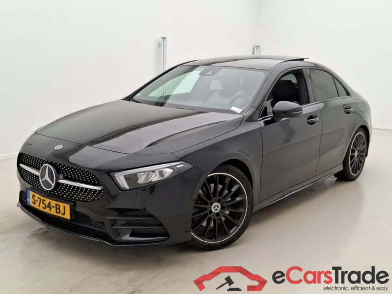 MERCEDES-BENZ A-klasse 250 AMG Line AUT. #1
