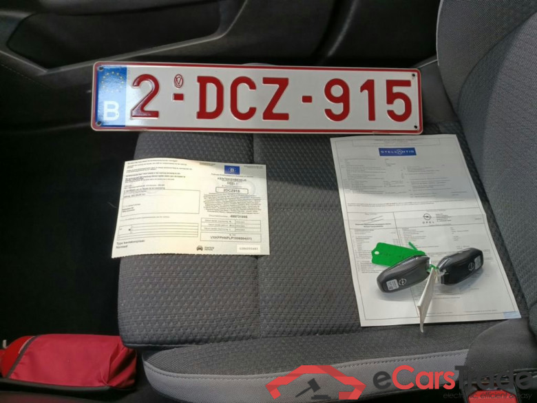 Opel Astra 1.2 Turbo 81kW S/S Edition 5d #4
