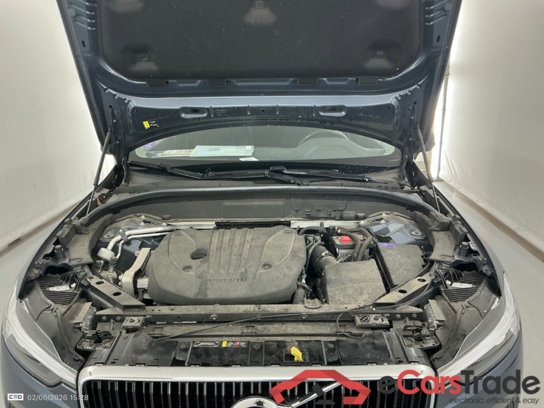 VOLVO XC60 - 2017 2.0 B4 MHEV Momentum Pro Geartronic #6