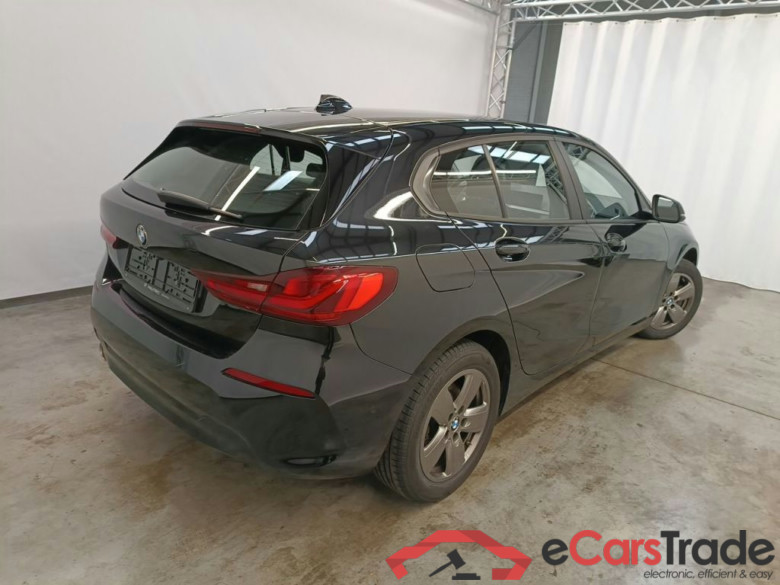 BMW 1 Reeks Hatch 118iA (100 kW) 5d #2