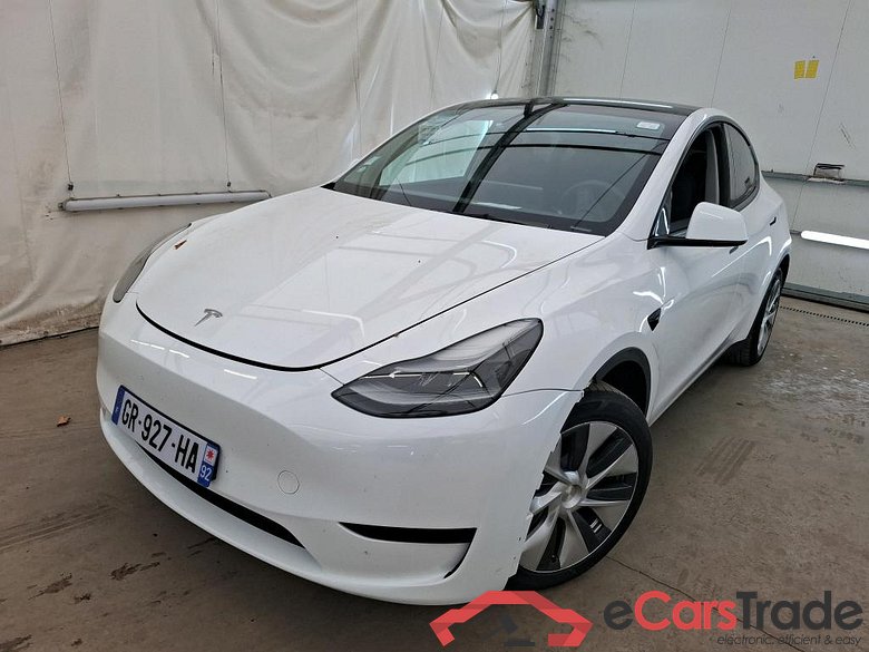 TESLA Model Y / 2021 / 5P / SUV RWD