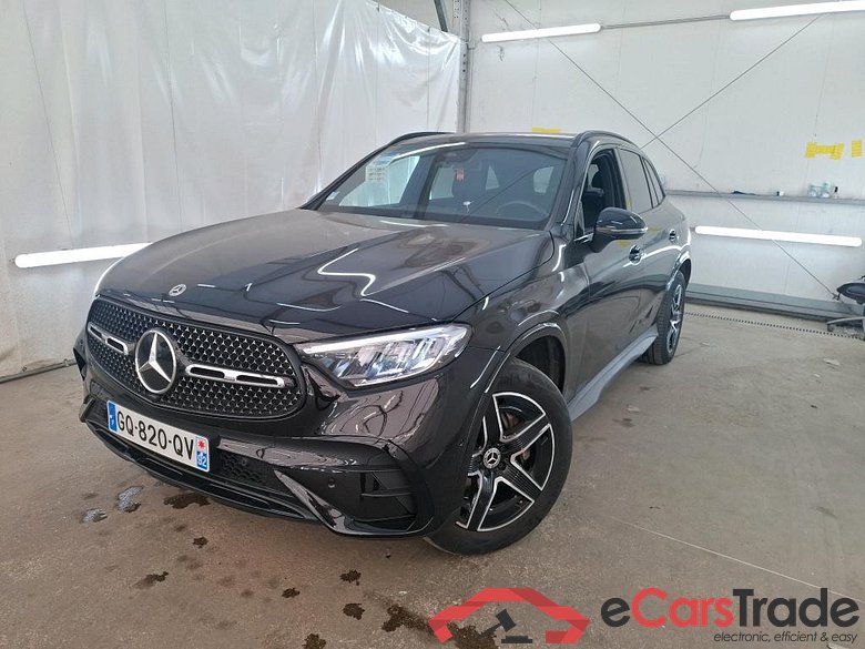 GLC / 2022 / 5P / SUV GLC 300 e AMG Line 4MATIC