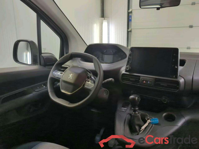 PEUGEOT Partner 1.2 PT. Premium #3