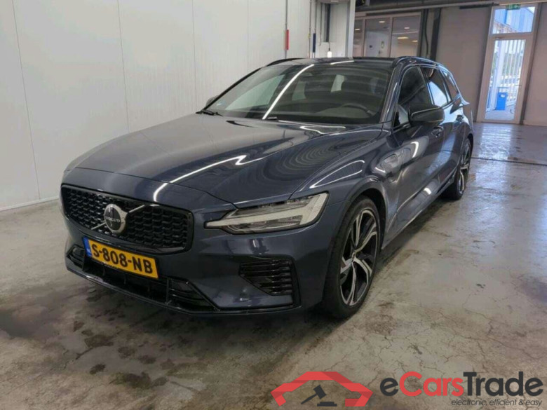 VOLVO V60 2.0 T6 AWD + Dark #1