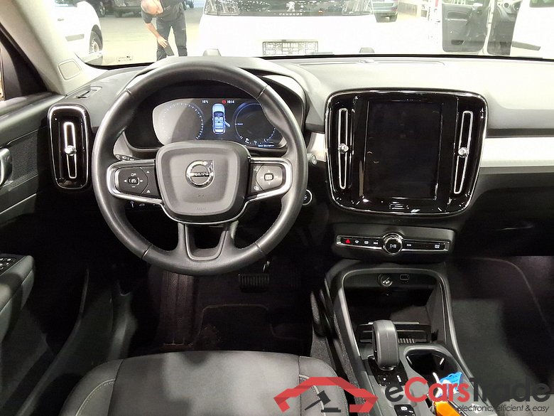 VOLVO XC40 1.5 T4 PHEV INSCRIPTION EXPR. DCT #6