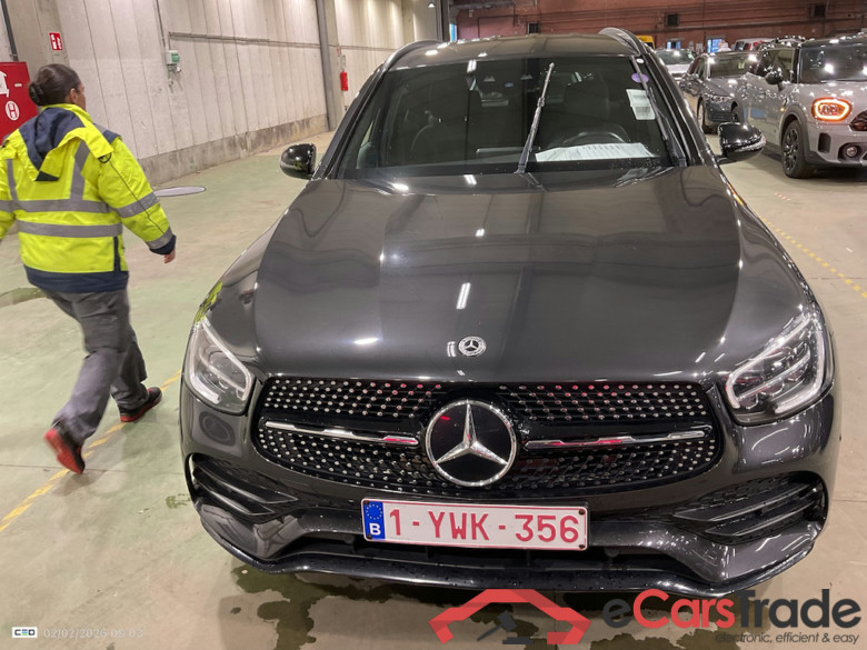 MERCEDES-BENZ GLC 2.0 GLC 300 DE 4MATIC 4WD BUS SOL AUTO #2