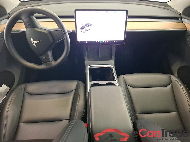 TESLA Model Y / 2020 / 5P / SUV Grand Autonomie Dual Motor AWD #6