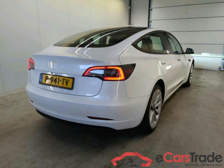 Tesla Model 3 Stnd.RWD Plus 60 kWh #2
