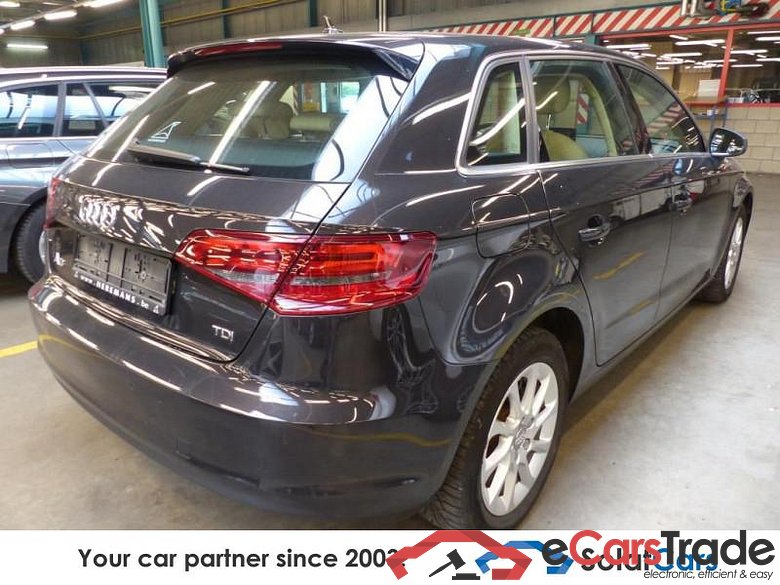 AUDI A3 SB 1.6TDI 105Hp Navi Leather Klima PDC #2
